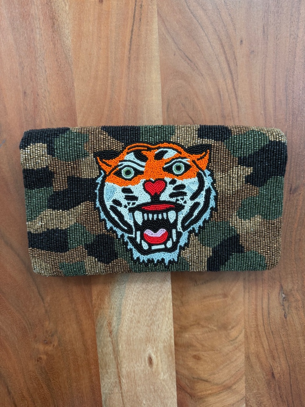 TIANA New York Beaded Clutch Bag with Camo with Tiger, VINTAGE, YTK,